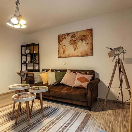 Appartement Turan FDH Eksteriør bilde